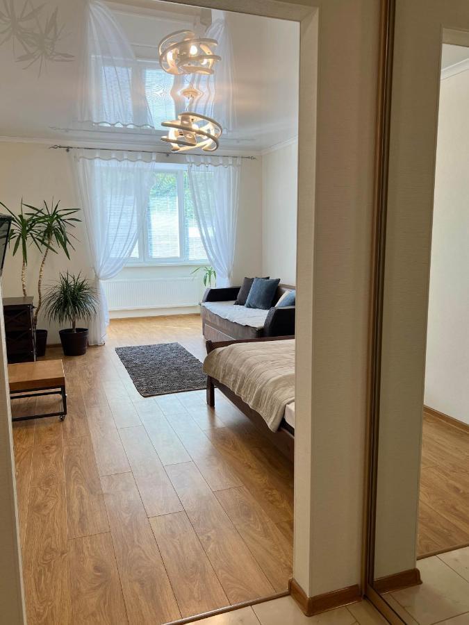 New Apartment "Family Estate" Кам'янець-Подільский Екстер'єр фото
